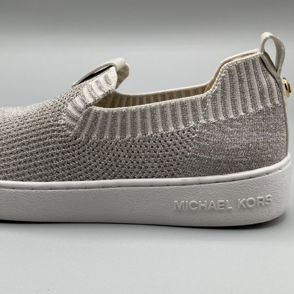Michael Kors Women's Juno knit Slip-On Sneakers - Size 8M - Picture 4 of 9